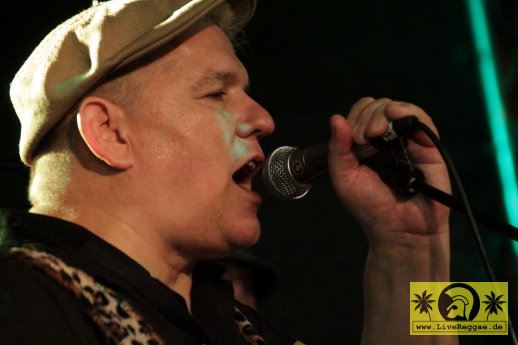 King Hammond (UK) with The Magic Touch - Riverside Stomp - Reduit, Mainz-Kastel 09. Juni 2018 (9).JPG